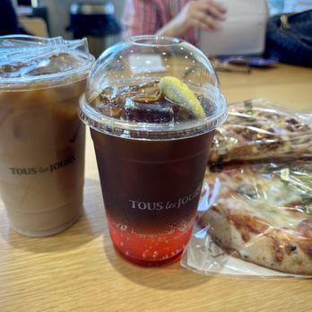 Tous Les Jours - Iced cold brew latte, iced cold brew tonic, flat bread and more. - Bakeries Near Me - Cerritos, California Tous Les Jours - Iced cold brew latte, iced cold brew tonic, flat bread and more. - Bakeries Near Me - Cerritos, California