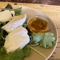 Ricotta cheese with truffle honey Ricotta cheese with truffle honey