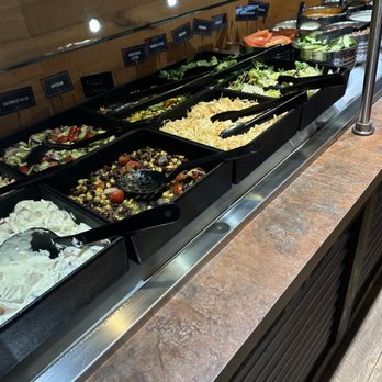 Frontier BBQ & Smokehouse - Salad bar - Barbeque Near Me - Niagara Falls, Ontario