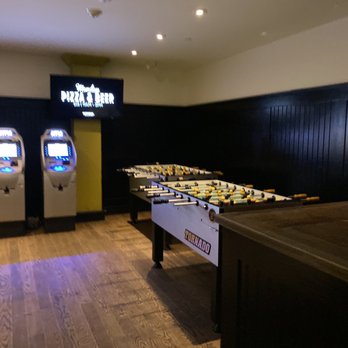 National on 10th - Pubs Near Me - Calgary, Alberta National on 10th - Pubs Near Me - Calgary, Alberta