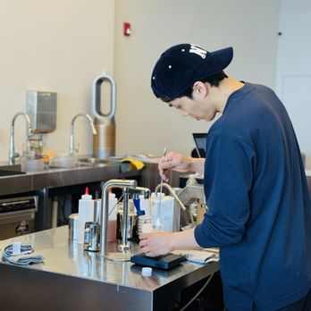 Sloffy Gallery - Cashier took the time to explain every item on their menu - Cafes Near Me - Fort Lee, New Jersey
