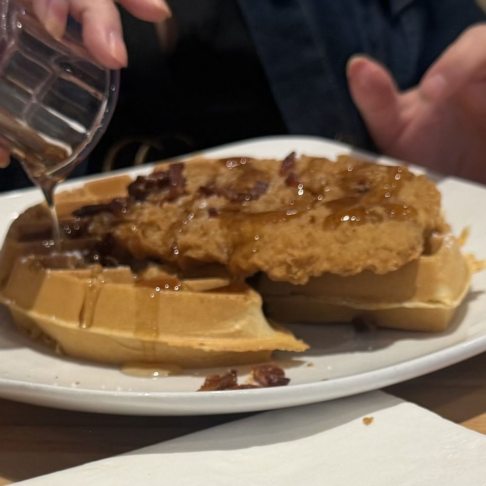 Jimmy's Egg - Chicken and waffles - Diners Near Me - Killeen, Texas