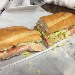 D & S Sub Shop