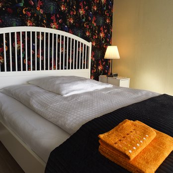Boardinghouse Oldenburg - Gemütliche Zimmer in zentraler Lage von Oldenburg - Guest Houses Near Me - Oldenburg, NI Boardinghouse Oldenburg - Gemütliche Zimmer in zentraler Lage von Oldenburg - Guest Houses Near Me - Oldenburg, NI