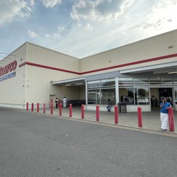 Costco - Front