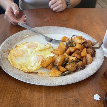 Scrambled - Well done potatoes - Breakfast & Brunch Near Me - Bakersfield, California
