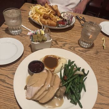 Tam O'Shanter - Sparse Turkey dinner. - Gastropubs Near Me - Los Angeles, California Tam O'Shanter - Sparse Turkey dinner. - Gastropubs Near Me - Los Angeles, California