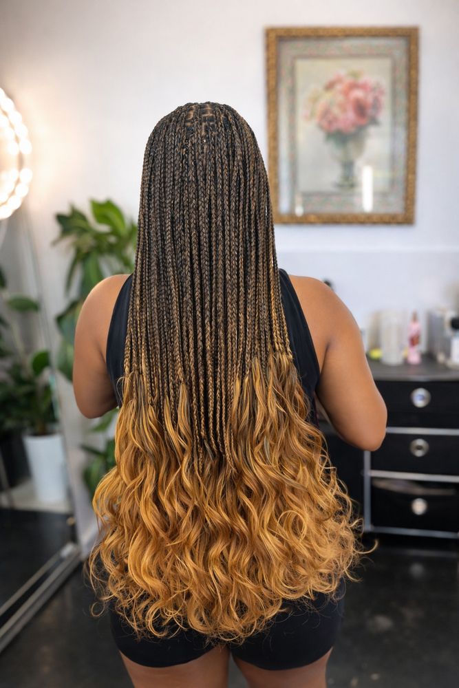 Shiphrah Braids Logo