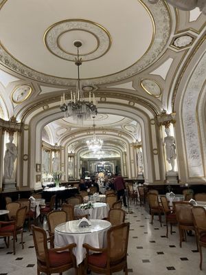 Gran Caffè Gambrinus by null