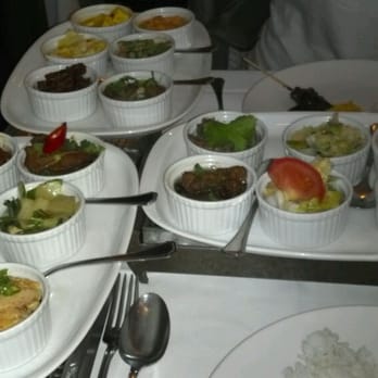 Tempo Doeloe - Indonesian Near Me - Amsterdam, New Hampshire
