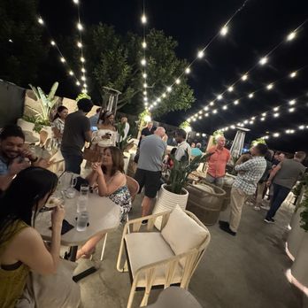 Luna Bistro Cafe - Patio area - New American Near Me - Long Beach, California