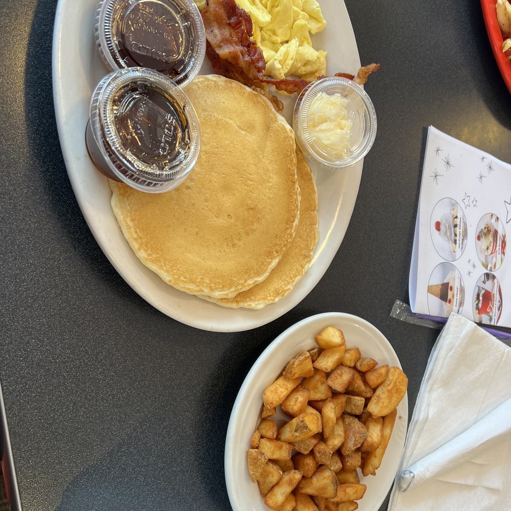Friendly's - Pancakes eggs and bacon and baked potatoes. - Ice Cream & Frozen Yogurt Near Me - Newark, Delaware
