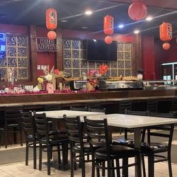 Fujiayama Japanese Steak House & Sushi - Inside restaurant