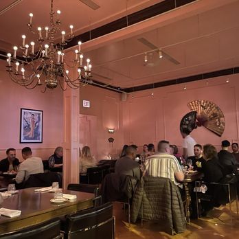 Ping Pong - Small but cozy dining room! - Chinese Near Me - Chicago, Illinois Ping Pong - Small but cozy dining room! - Chinese Near Me - Chicago, Illinois