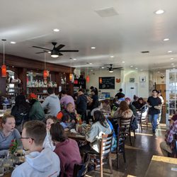 Breakfast House - Back and bar