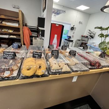 Three Mothers Cuisine & Bakery - West - Pastries and small cakes - Bakeries Near Me - Murfreesboro, Tennessee Three Mothers Cuisine & Bakery - West - Pastries and small cakes - Bakeries Near Me - Murfreesboro, Tennessee
