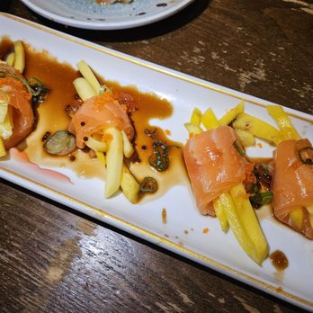 Umiya Sushi - Salmon Mango - Sushi Bars Near Me - San Antonio, Texas Umiya Sushi - Salmon Mango - Sushi Bars Near Me - San Antonio, Texas