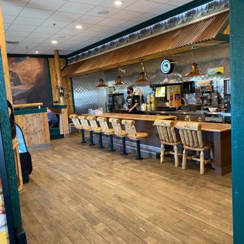 Black Bear Diner Aurora - Diners Near Me - Aurora, Colorado