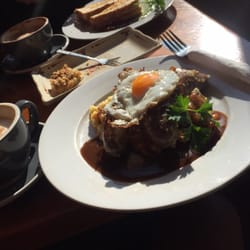 The Butcher's Shop Cafe - Bubble and squeak with a fried egg. Large chai latte on the side