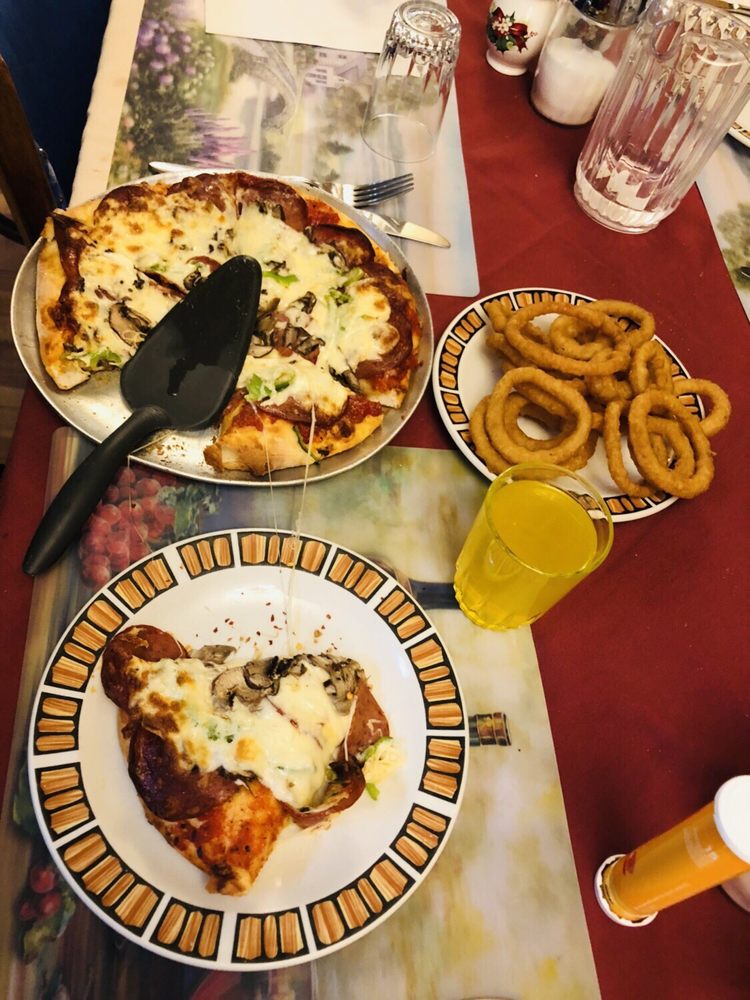 PIZZA Updated October 2024 10 Reviews 1671 Poirier Rue