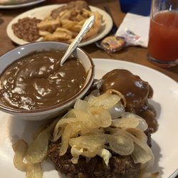 Pioneer No 3 Restaurant - Hamburger steak