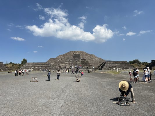 Pyramid of the Sun by null