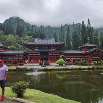 E Noa Tours - Byodo-In Temple - Tours Near Me - Honolulu, Hawaii E Noa Tours - Byodo-In Temple - Tours Near Me - Honolulu, Hawaii