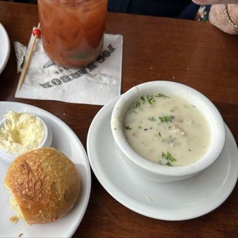 Fog Harbor Fish House - Cup of clam chowder and sour dough roll - Seafood Near Me - San Francisco, California