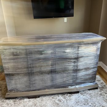 Knowledgable Moving and Junk Removal - Movers Near Me
