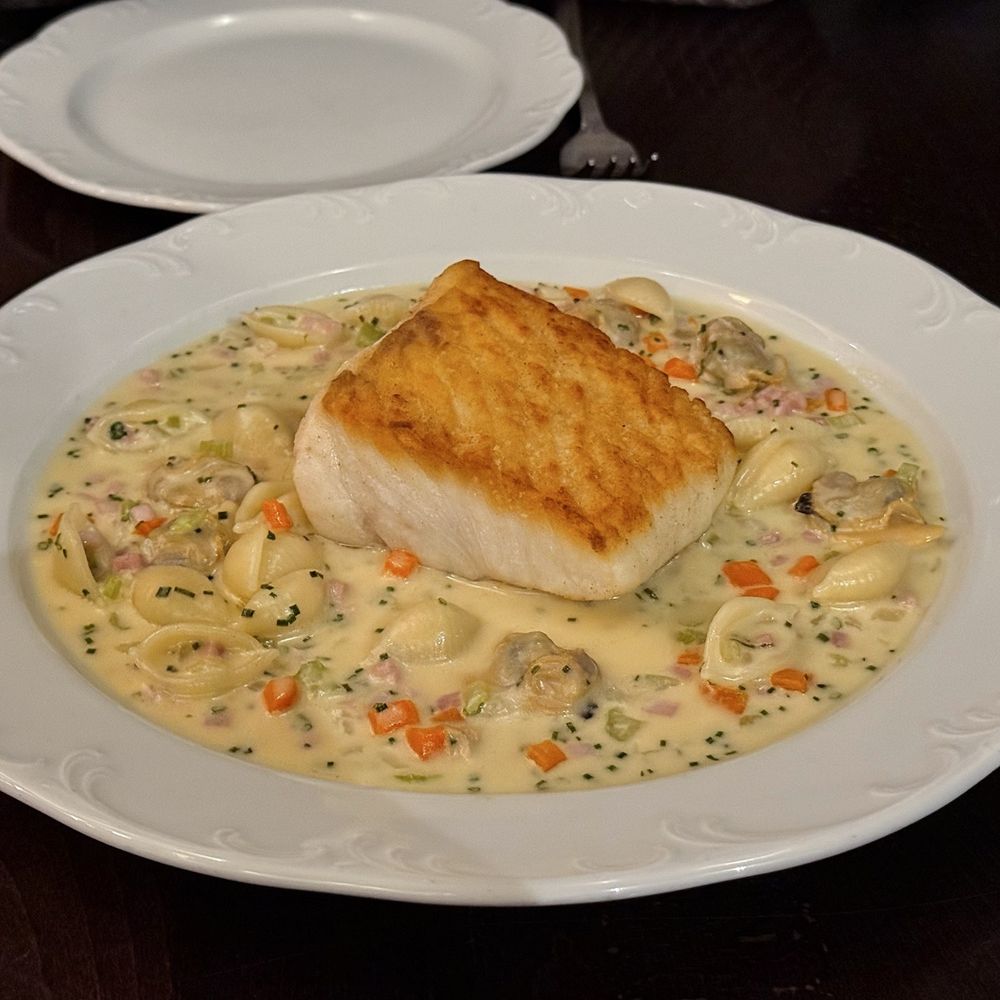 My Loup - Halibut clam chowder - American Near Me - Philadelphia, Pennsylvania My Loup - Halibut clam chowder - American Near Me - Philadelphia, Pennsylvania