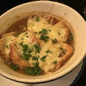 L'Amour Vache - Onion soup - Brasseries Near Me - Paris, 75