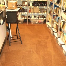 Fragrance Outlet - Photo cred: http://www.restaurantcarpetcleaning.com/apps/photos/photo?photoid=105500465