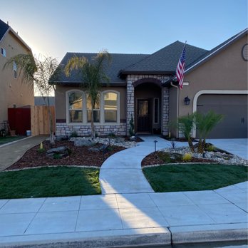 559 Pro Landscape - Front yard complete - Landscaping Near Me - Madera, California