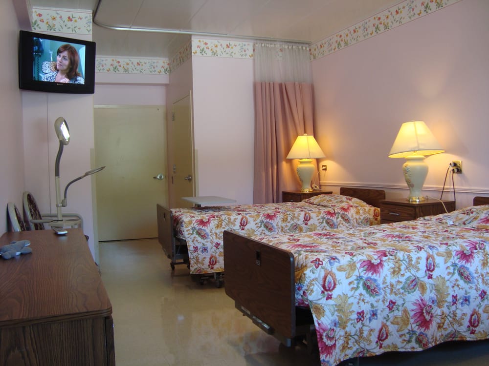 ELMHURST EXTENDED CARE CENTER Updated October 2024 200 E Lake St