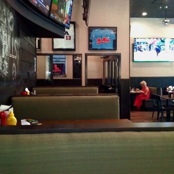 Beef 'O' Brady's - Booths - Sports Bars Near Me - Tampa, Florida Beef 'O' Brady's - Booths - Sports Bars Near Me - Tampa, Florida