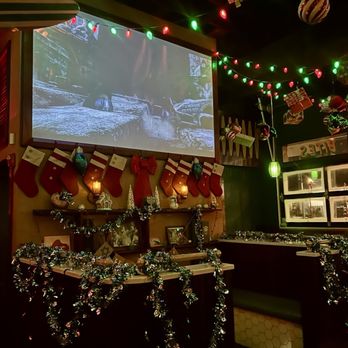 Pearl Diver - Inside - Hawaiian Near Me - Nashville, Tennessee Pearl Diver - Inside - Hawaiian Near Me - Nashville, Tennessee
