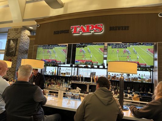 TAPS Fish House & Brewery by null