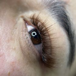 Colored lash extension