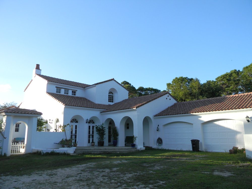 Slide of Ace Pro Roofing