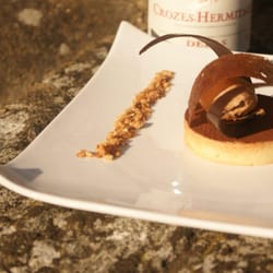 Le Pélican - Tarte au chocolat au lait Jivara &amp noisettes caramélisées