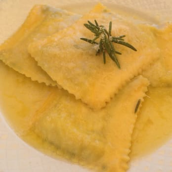 La Volpe e L'uva - Ricotta-spinach ravioli - Pizza Near Me - Siracusa, SR