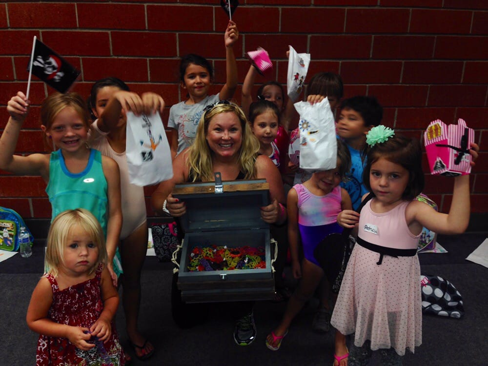 Superstar Gymnastics and Dance Logo