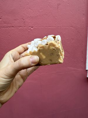 Crumbs & Doilies by null
