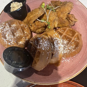 Just Brunch Breakfast Bar - Chicken & Waffles - Breakfast & Brunch Near Me - Duluth, Georgia