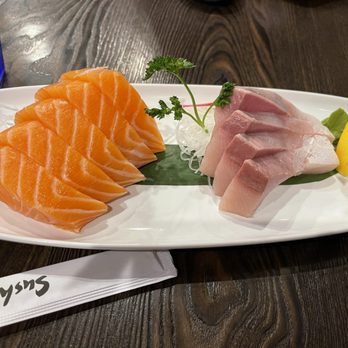 Sushi California - Surrey - Half salmon, half Hamachi, I think I had some Hamachi by now - Japanese Near Me - Surrey, British Columbia