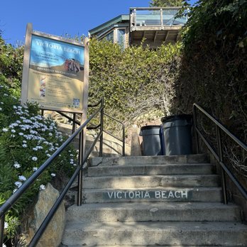Pirate Tower - stairs from the beach - Landmarks & Historical Buildings Near Me - Laguna Beach, California