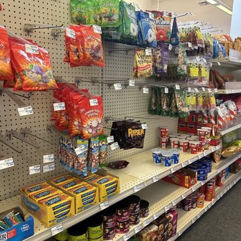 Longs Drugs - shelves of snacks and snacks - Convenience Stores Near Me - Pahala, Hawaii Longs Drugs - shelves of snacks and snacks - Convenience Stores Near Me - Pahala, Hawaii