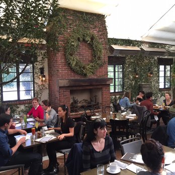 AOC - Charming enclosed patio - Cocktail Bars Near Me - Los Angeles, California