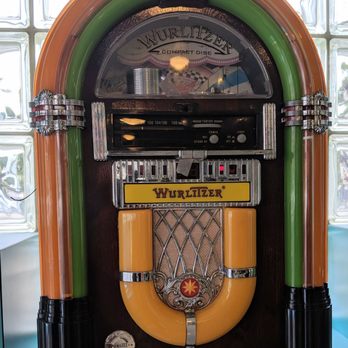 Valliant's Diner - Breakfast & Brunch Near Me - Pittsburgh, Pennsylvania Valliant's Diner - Breakfast & Brunch Near Me - Pittsburgh, Pennsylvania
