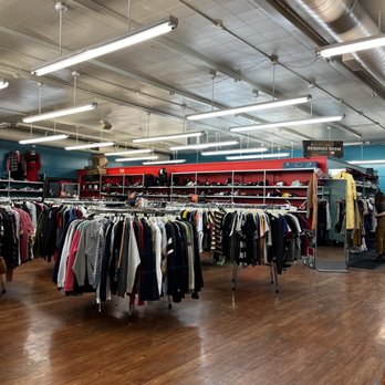 Buffalo Exchange - Used, Vintage & Consignment Near Me - Albuquerque, New Mexico